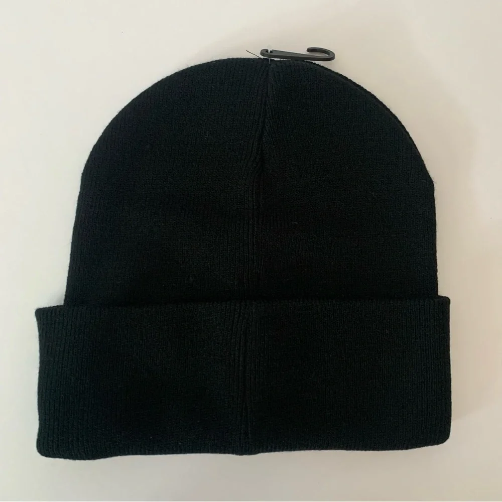 NWT. LEVI’S Signature Cuffed Beanie